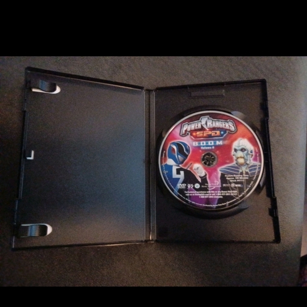 Power Ranger SPD DVD - Red, Blue, Yellow - Picture 2 of 4